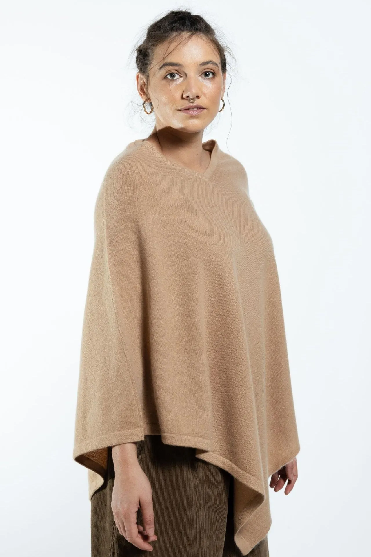 Cashmere Poncho - Almond