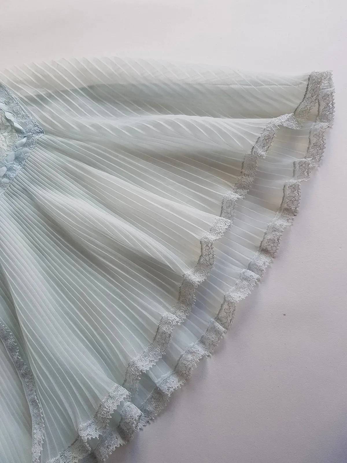 Ethereal 1950s Finely Pleated Cape in Soft Baby Blue & White - Very Faint Tie Dye Effect - Lace & Ribbon