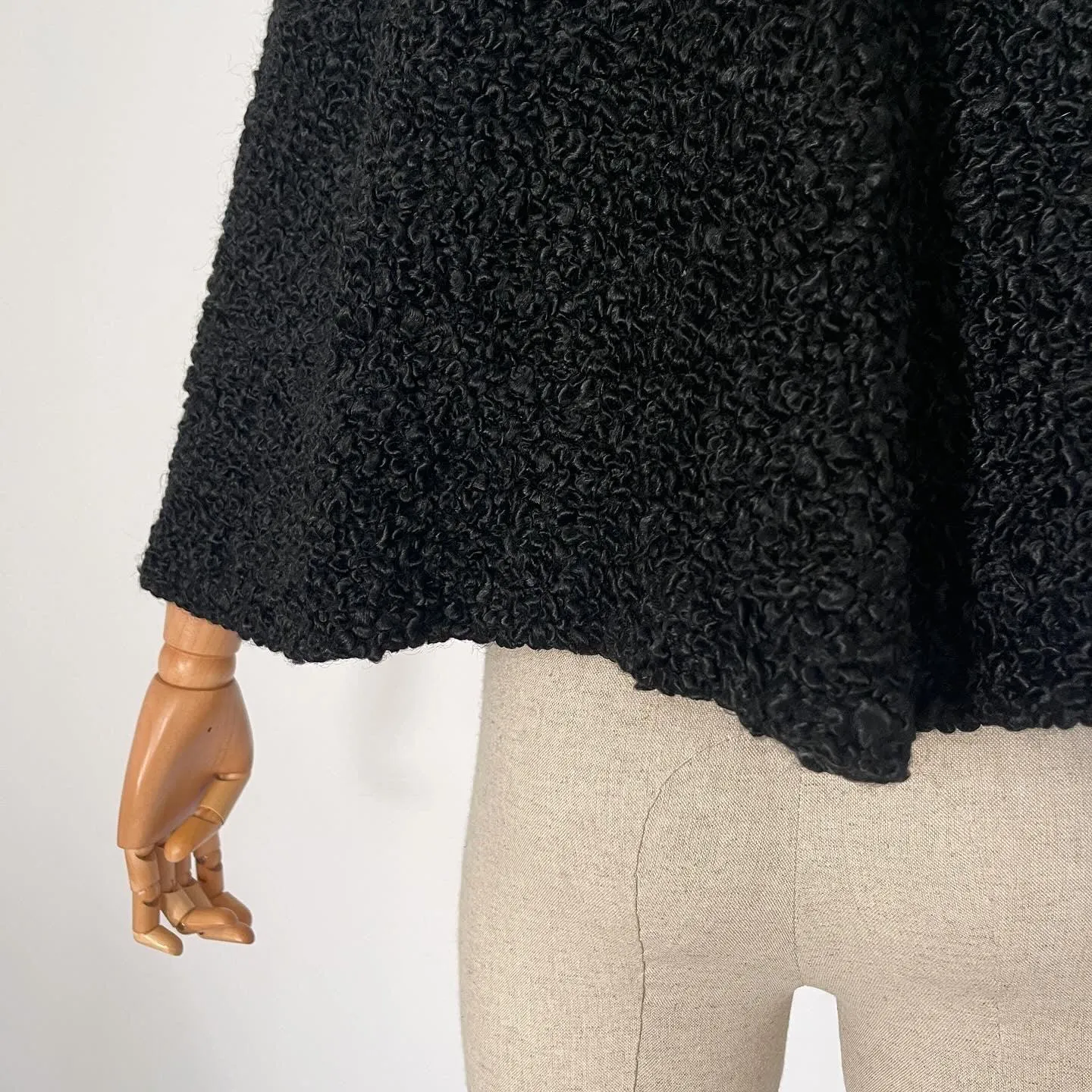 GRIEDER & Cie Vintage Sheep Fur poncho