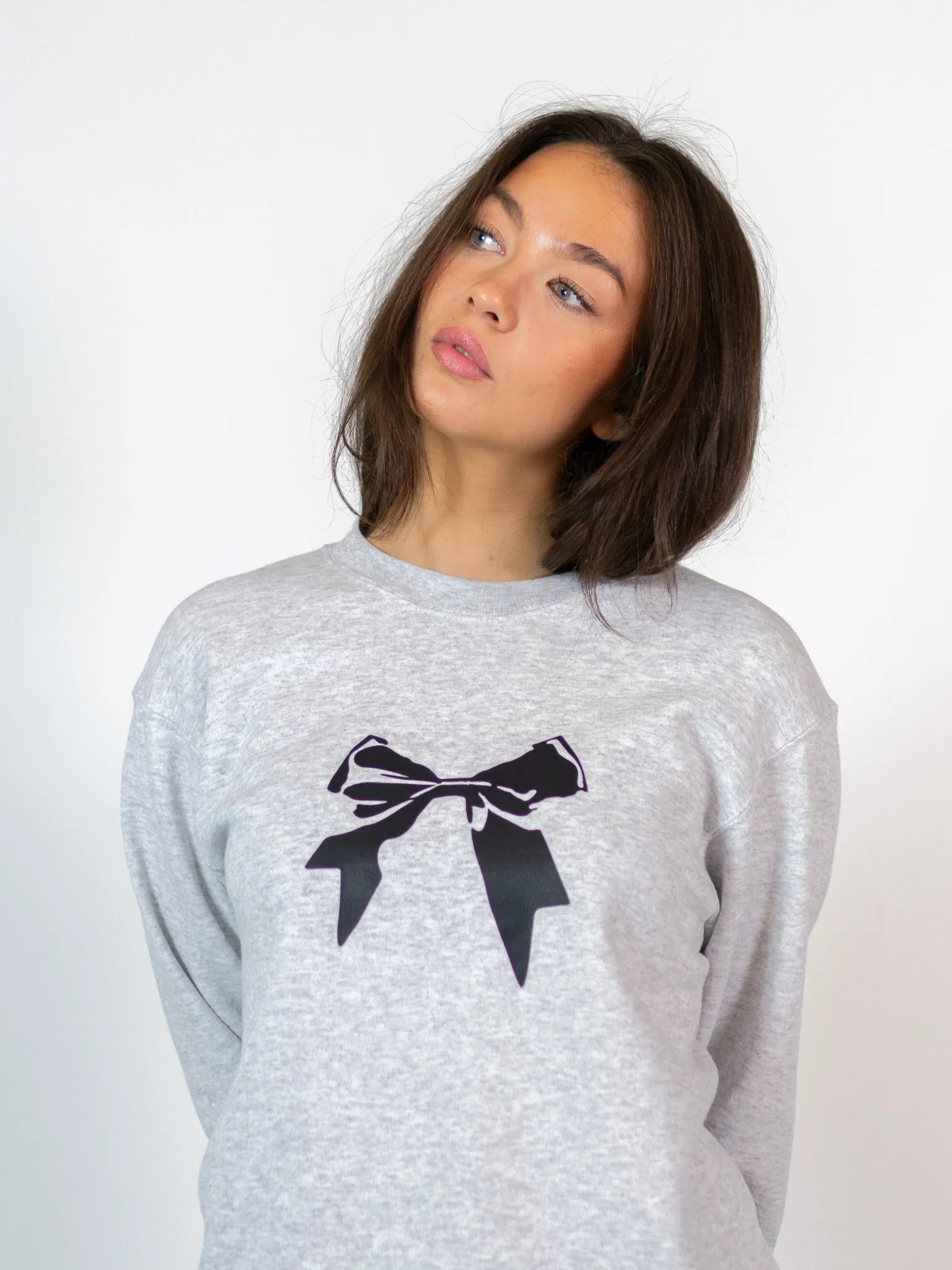 GRUNGE BOW SWEATSHIRT - GRÅ