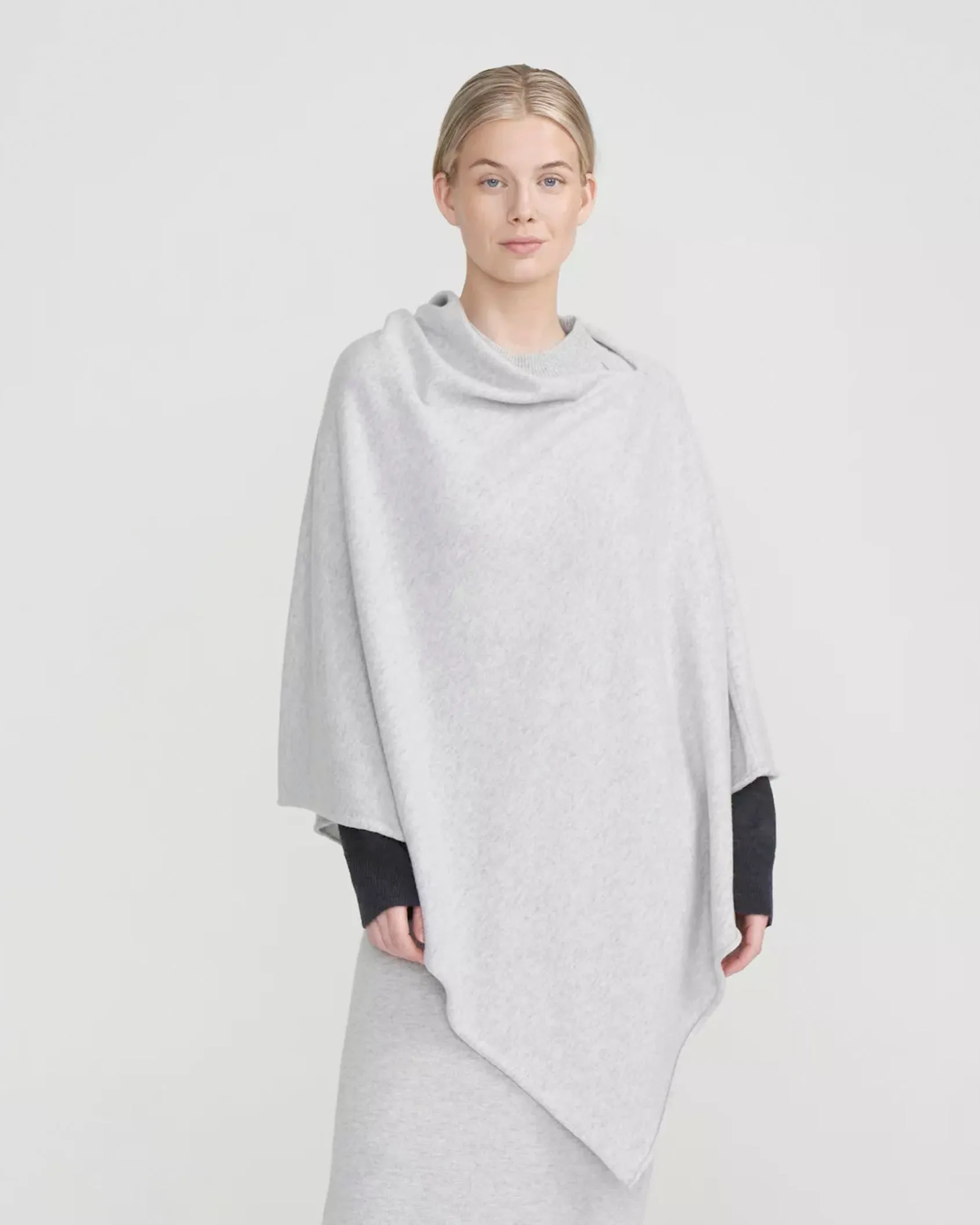 Holebrook Sofie Poncho