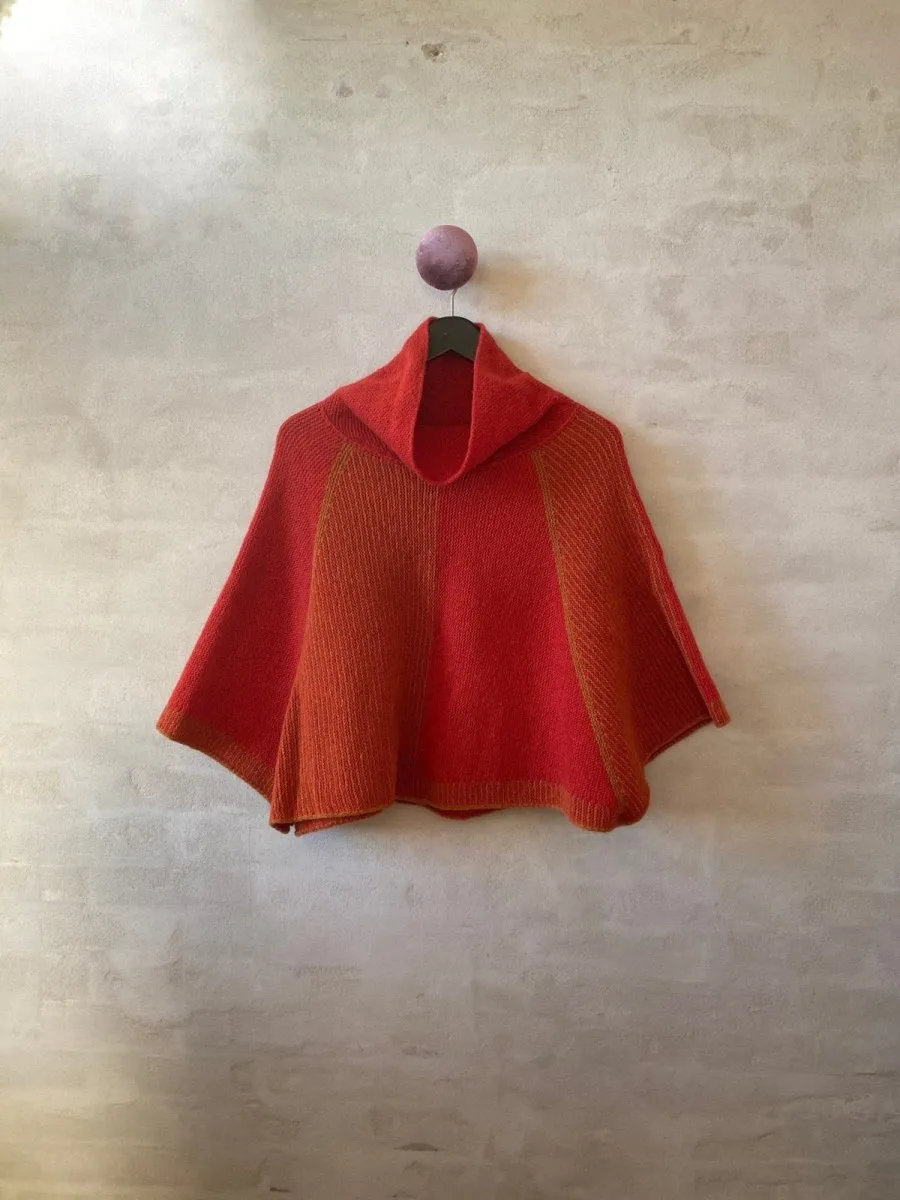 Pirouette poncho / cape by Hanne Falkenberg, No 20 knitting kit