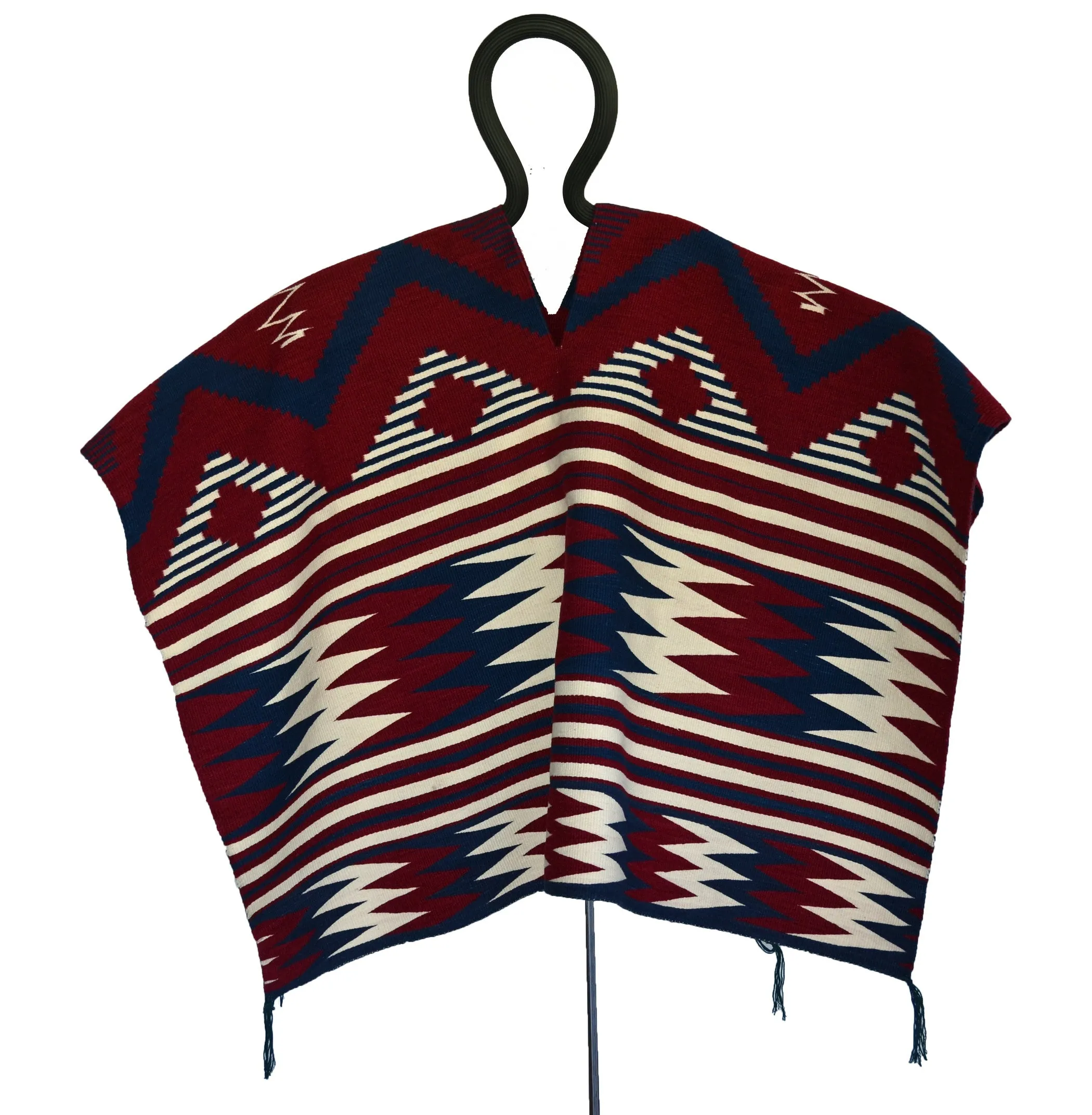 Poncho : Navajo Weaving : Julia Upshaw : Churro 1529 : 78" x 57" (6'6" x 4'9") : Award Winner!