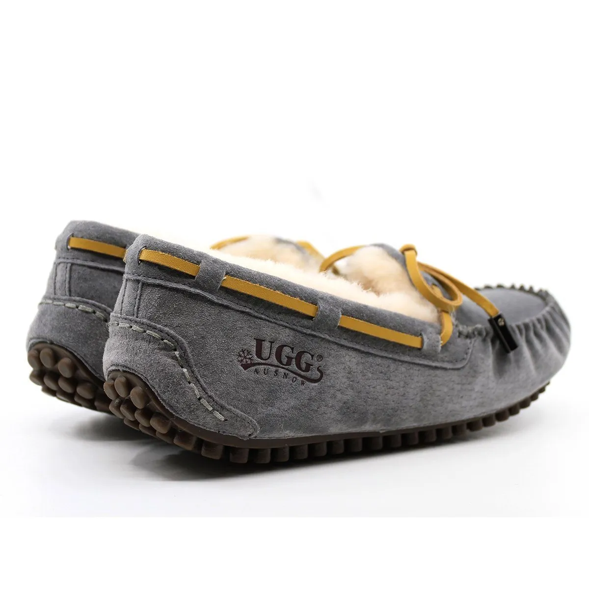 UGG Ozsnow Premium Moccasin