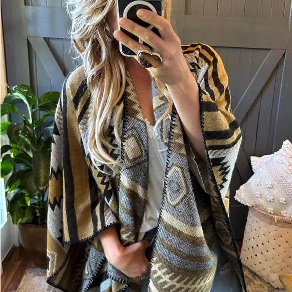 Western Geometric Cozy Blanket Cardigan Sweater